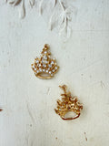 Rhinestone crowns with jump ring on top,2 pieces