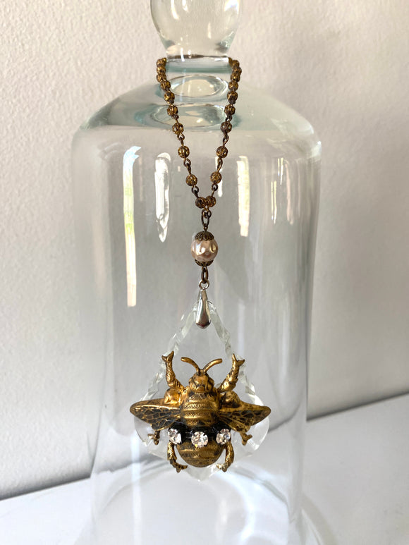 Vintage crystal teardrop pendant, crystal teardrop with gold bee finding
