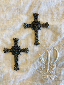 Metal cast cross 2 pieces