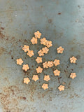 24 Beautiful gold colored flowers,Metal daisy,flower jewelry part,flowers Parts