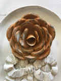 Metal rose, 1 rusted metal rose