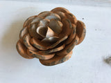 Metal rose, 1 rusted metal rose