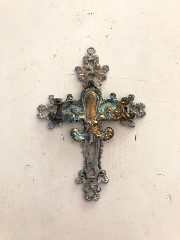 Metal cross, cross Finding , rust patina Plated Metal Stampings jewlery