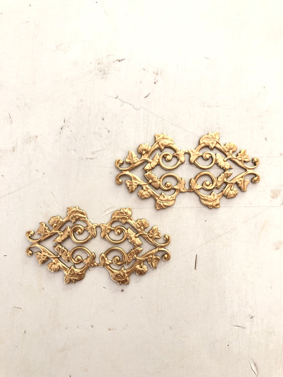 Gold filigree stamping, raw brass 2 pieces