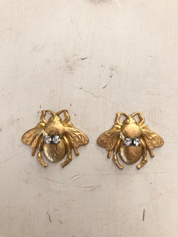 Bee findings,2  bee stamping with 2 rhinestones