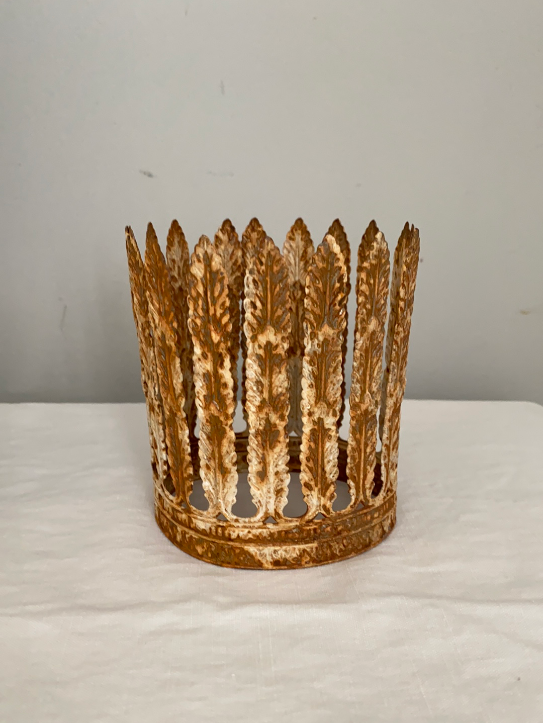 Metal crown,tall leaf feather crown for statues,busts and